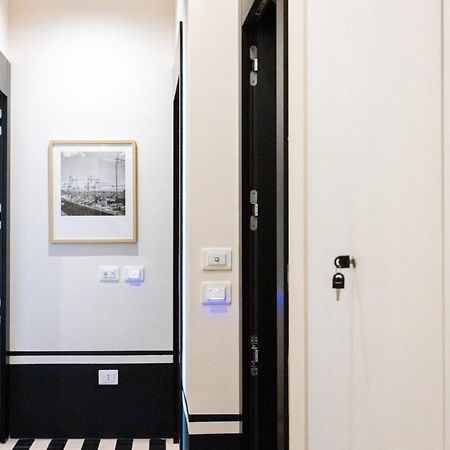 Don Vittorio A Chiaia Hotel Naples Exterior photo