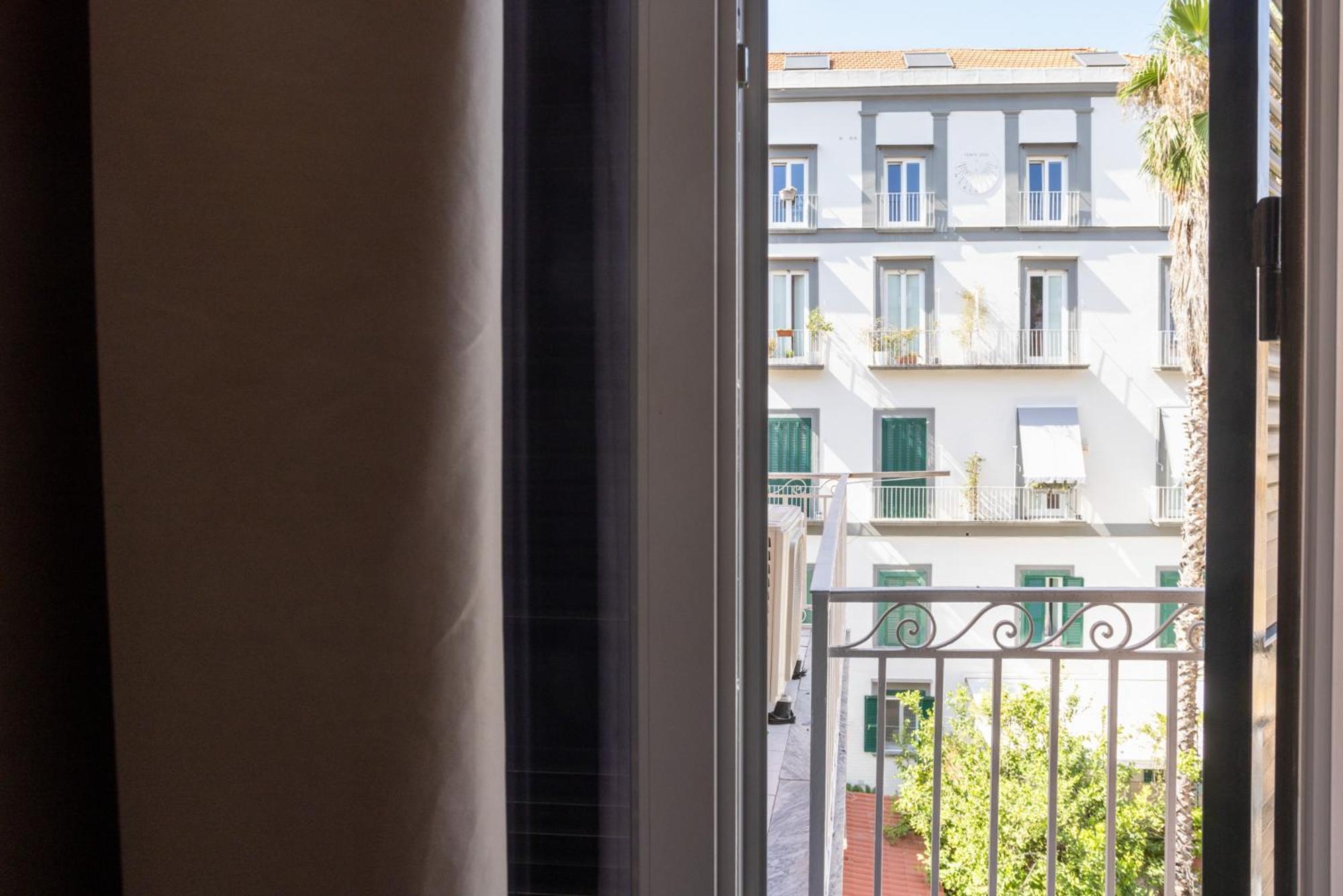 Don Vittorio A Chiaia Hotel Naples Exterior photo