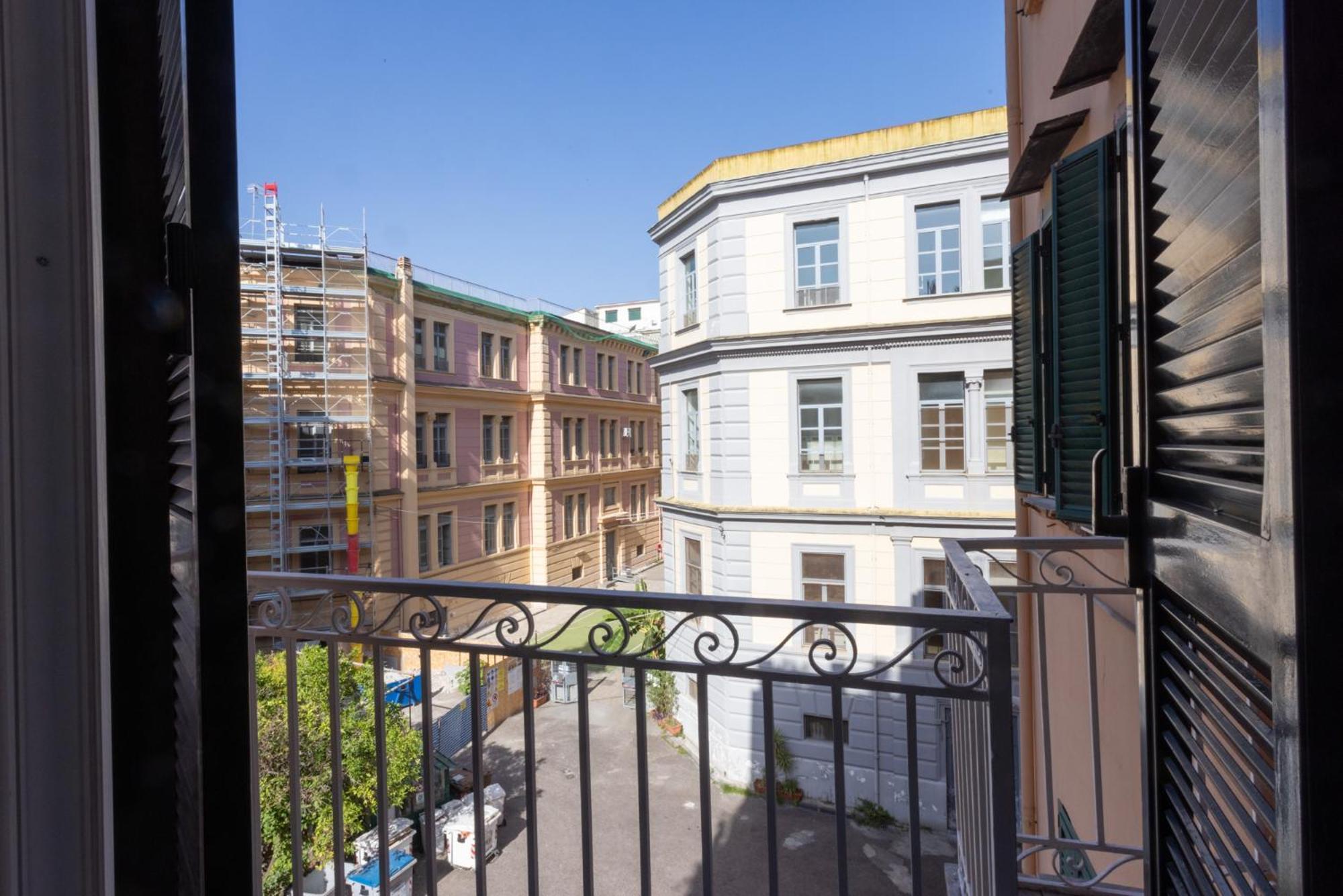 Don Vittorio A Chiaia Hotel Naples Exterior photo