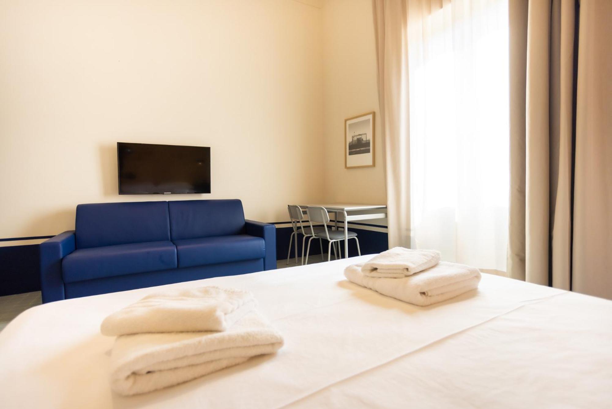 Don Vittorio A Chiaia Hotel Naples Exterior photo